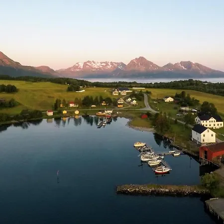 Penzion Jaeger Adventure Camp Kastneshamn